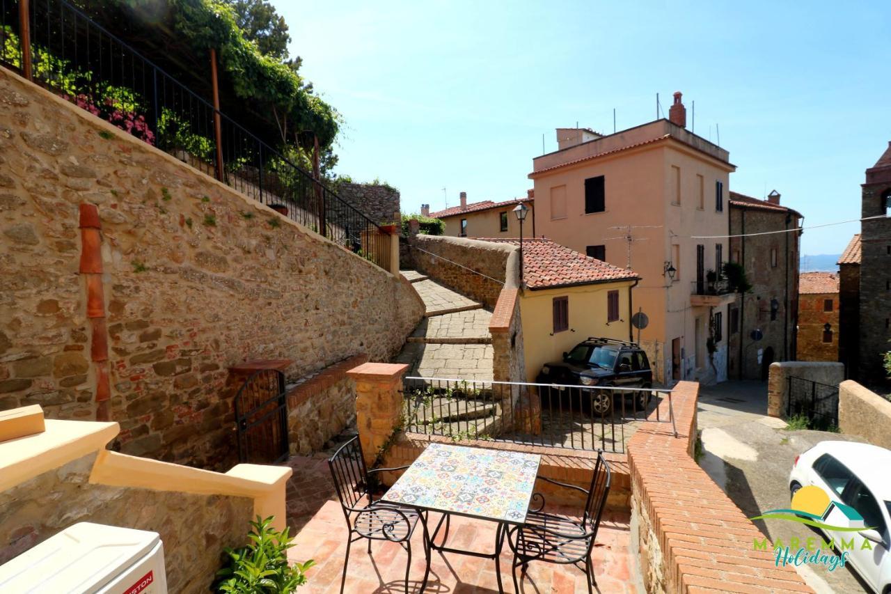 Maremma Holidays- La Casa Di Rocca Scarlino Esterno foto